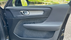 Volvo XC40 2.0 B3P Plus Dark 5dr Auto Petrol Estate